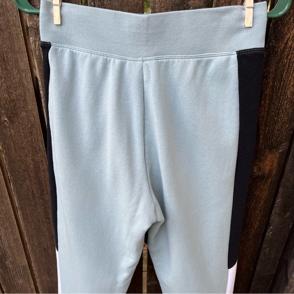 Nike Air Women’s Standard Fit Color Block Mint Joggers Sweatpants Sz S - Picture 9 of 14